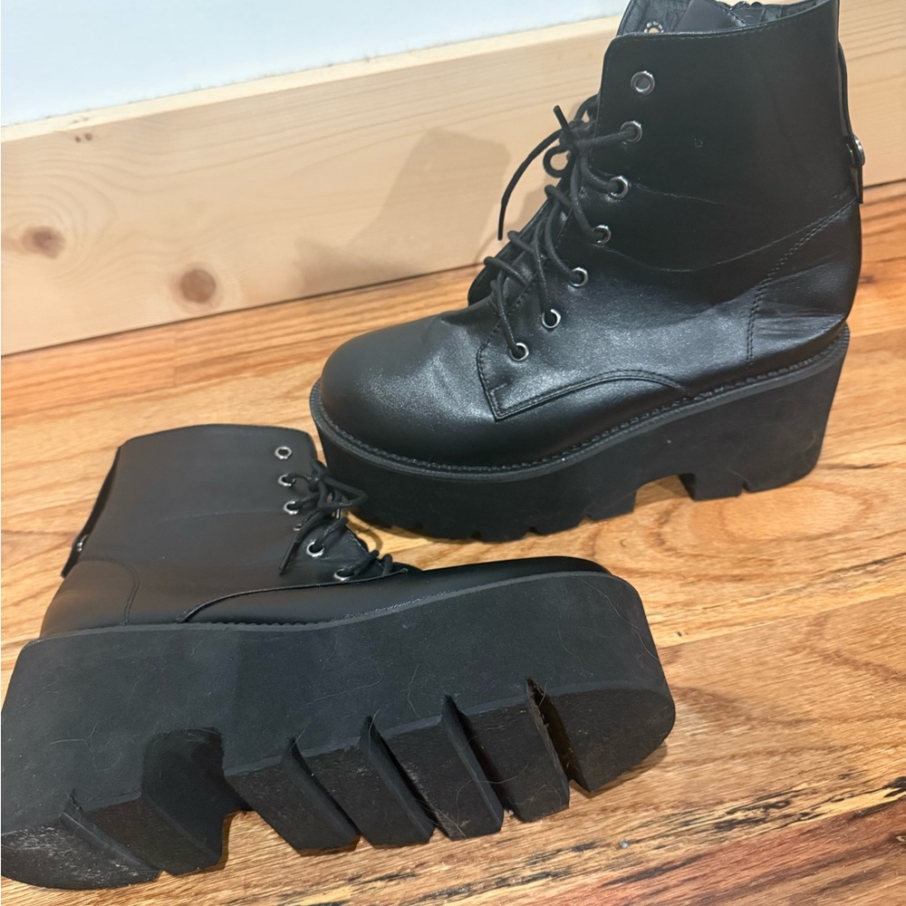 Black Platform Lace-Up Ankle Boots - Women's